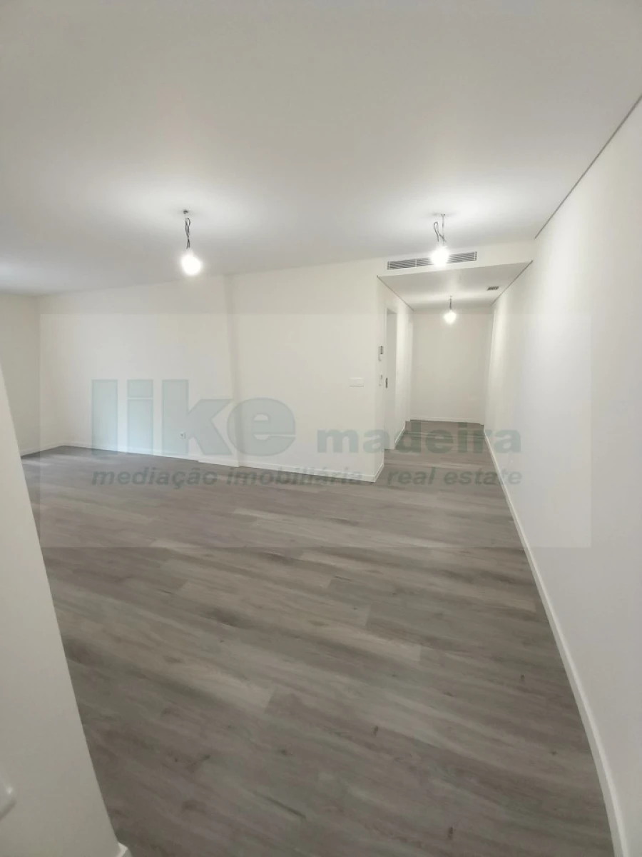 Apartamento T2 para Venda em Funchal (Se) Foto 5