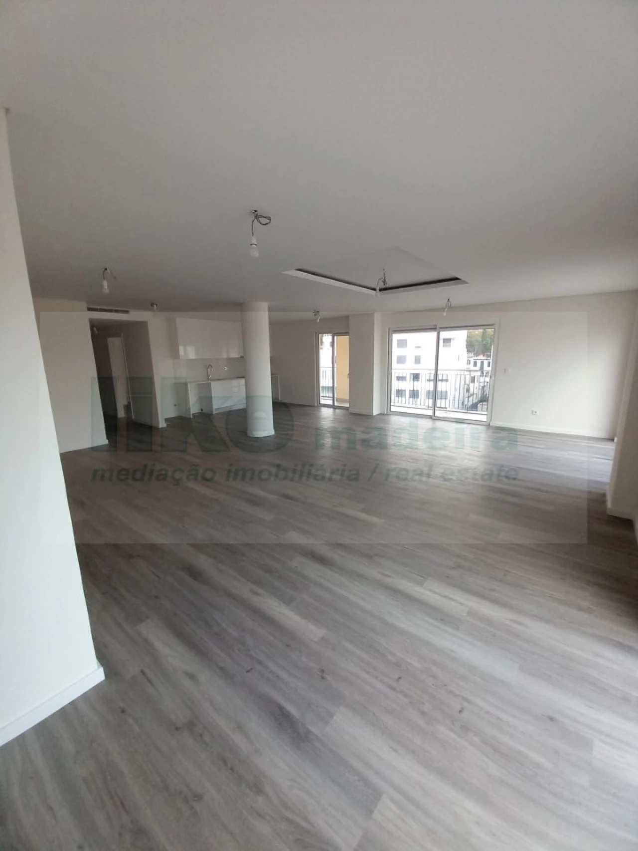 Apartamento T3 para Venda em Funchal (Se) Foto 4