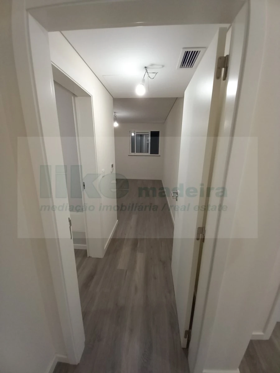 Apartamento T2 para Venda em Funchal (Se) Foto 7