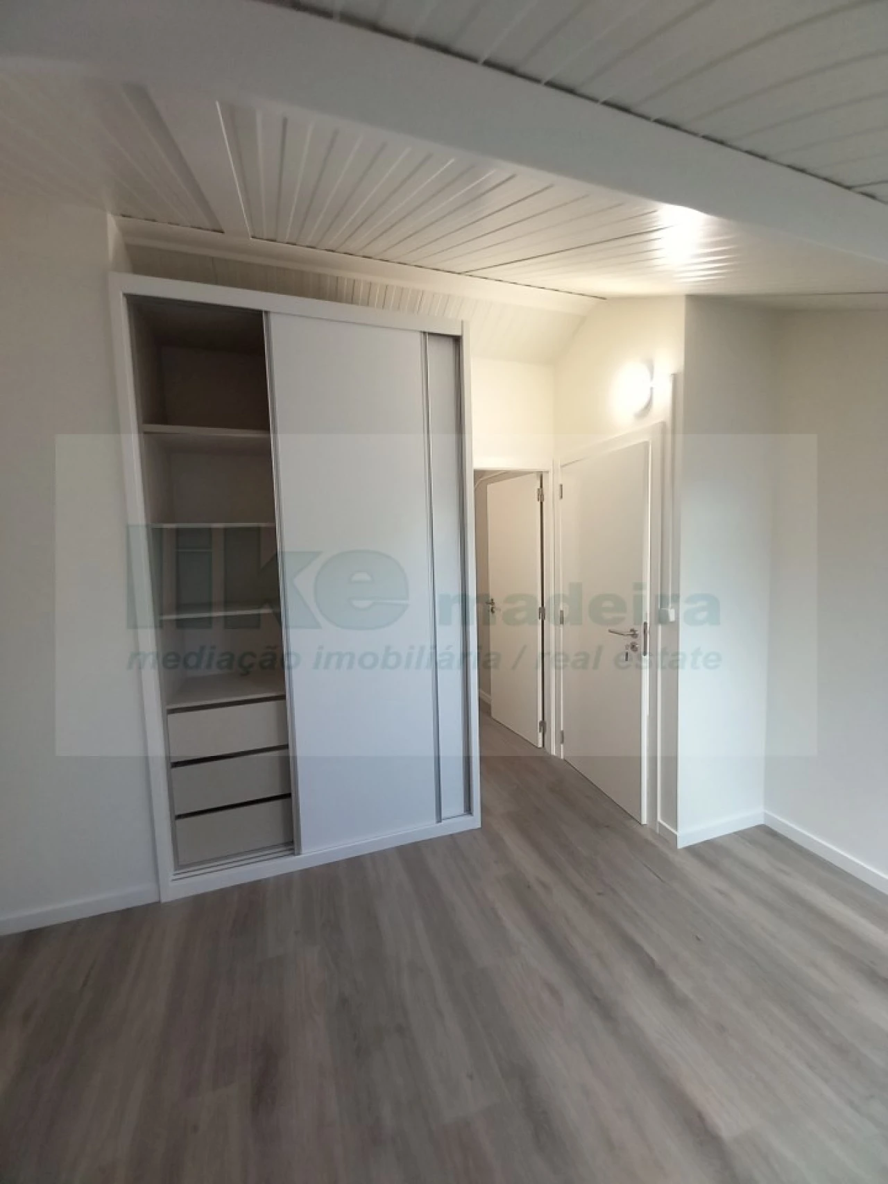 Apartamento T2 para Venda em Funchal (Se) Foto 16