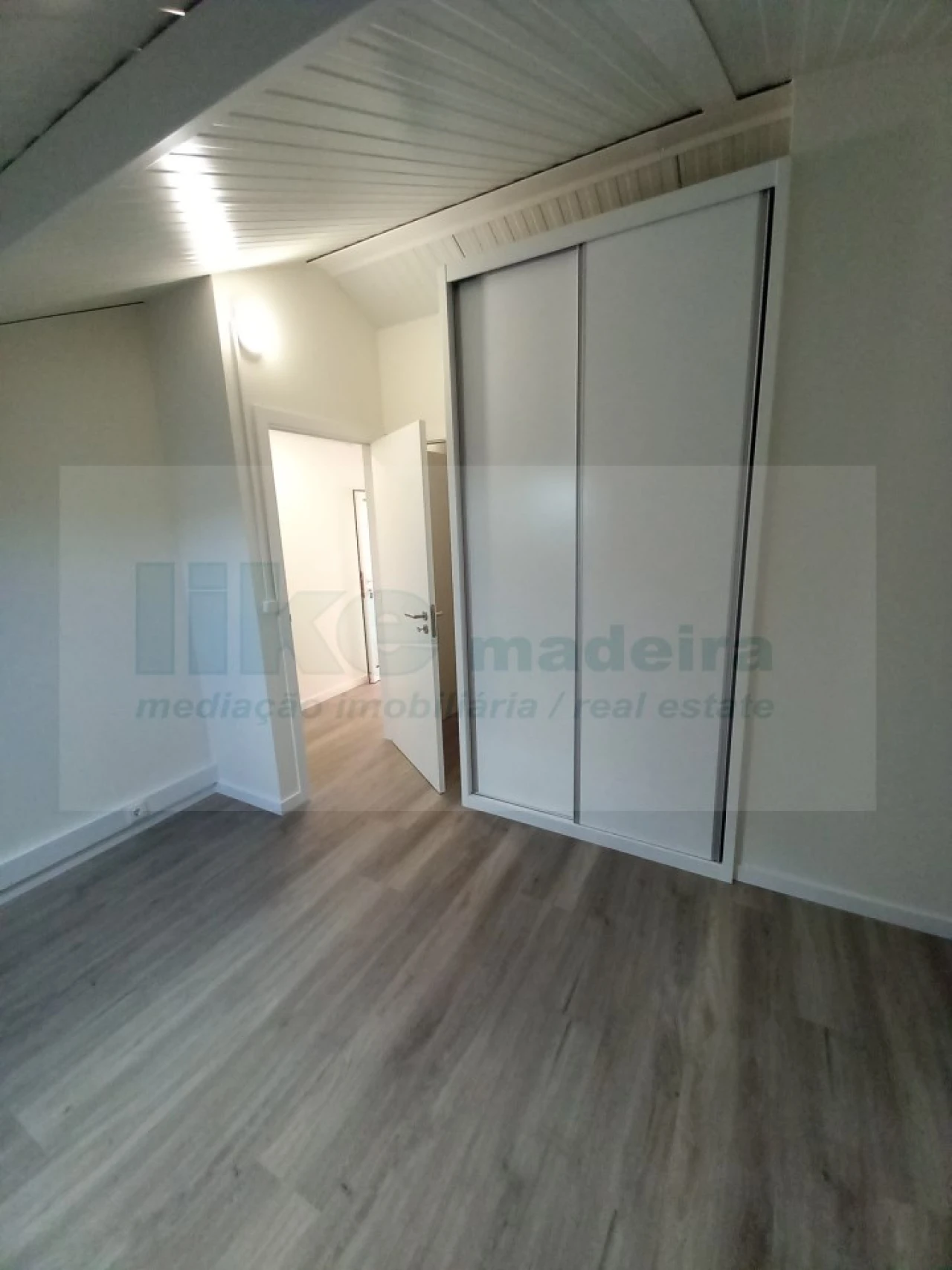 Apartamento T2 para Venda em Funchal (Se) Foto 17