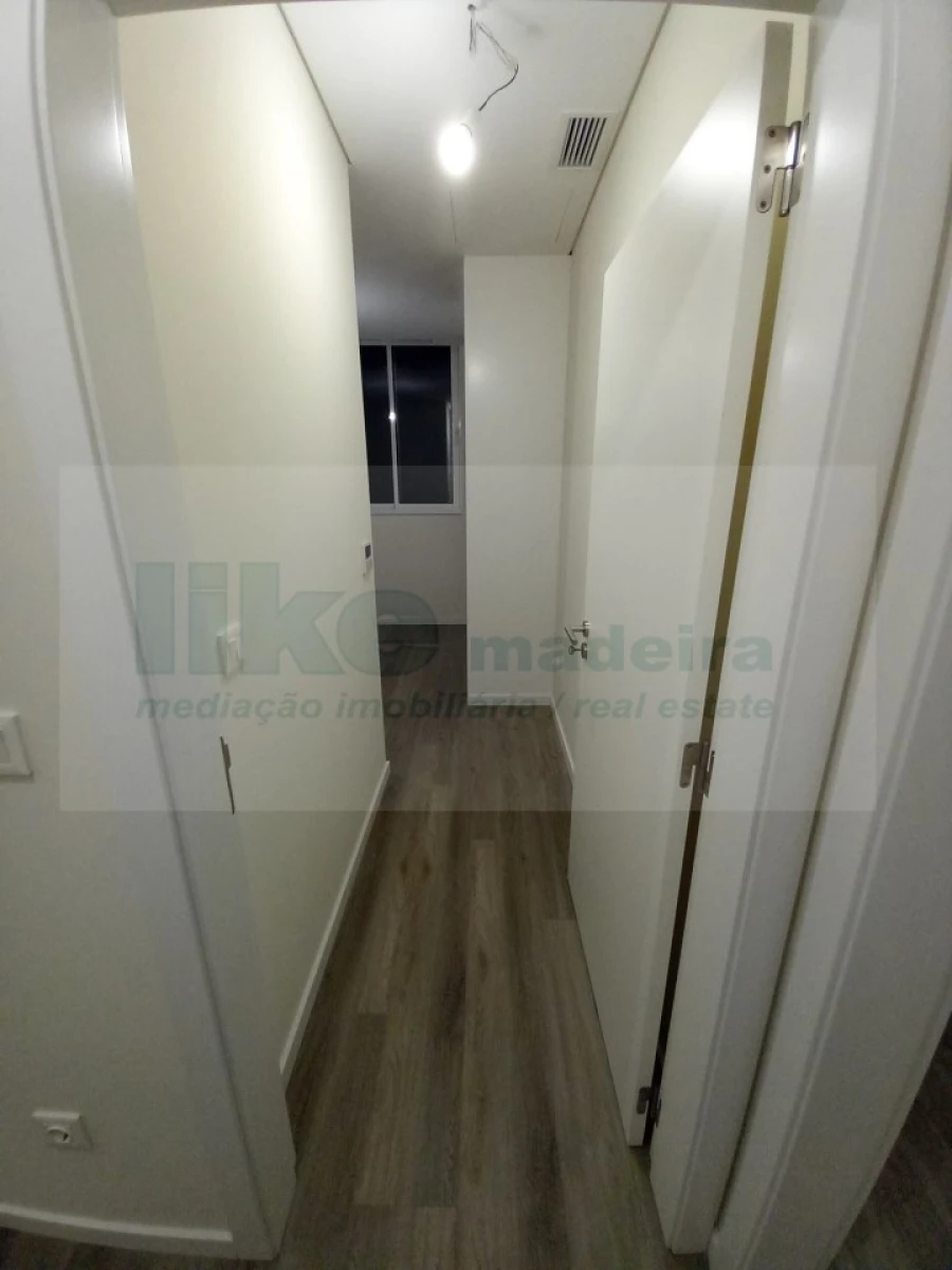 Apartamento T2 para Venda em Funchal (Se) Foto 6