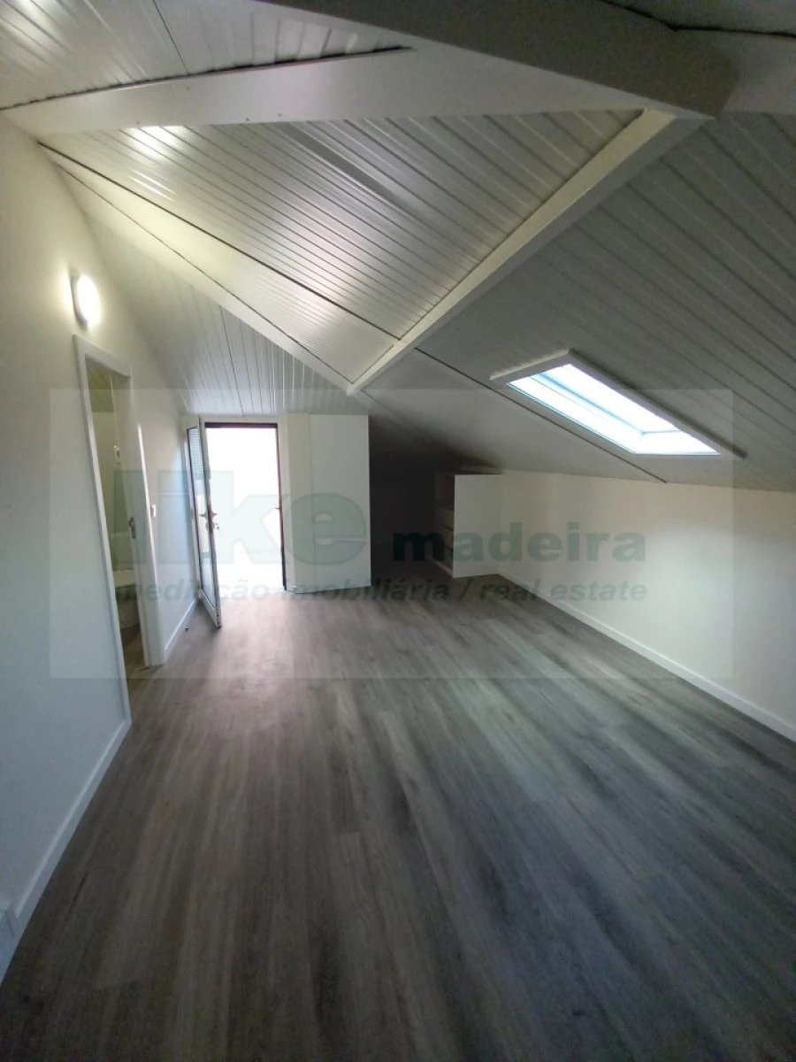 Apartamento T2 para Venda em Funchal (Se) Foto 14