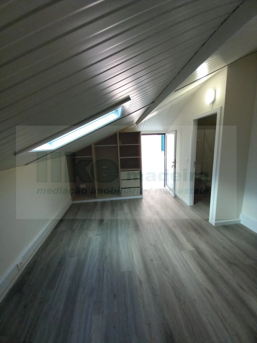 Apartamento T2 para Venda em Funchal (Se) Foto 18