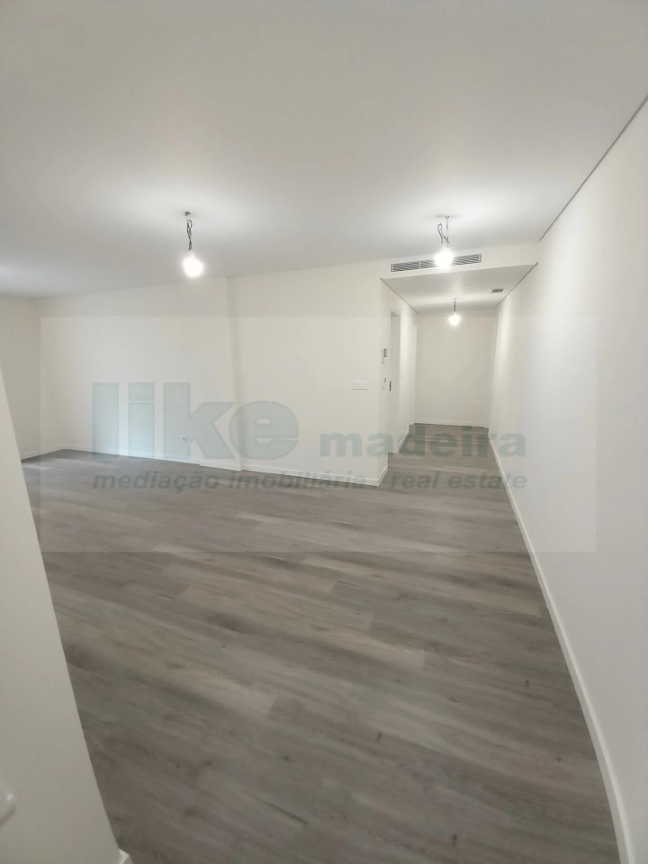 Apartamento T2 para Venda em Funchal (Se) Foto 5