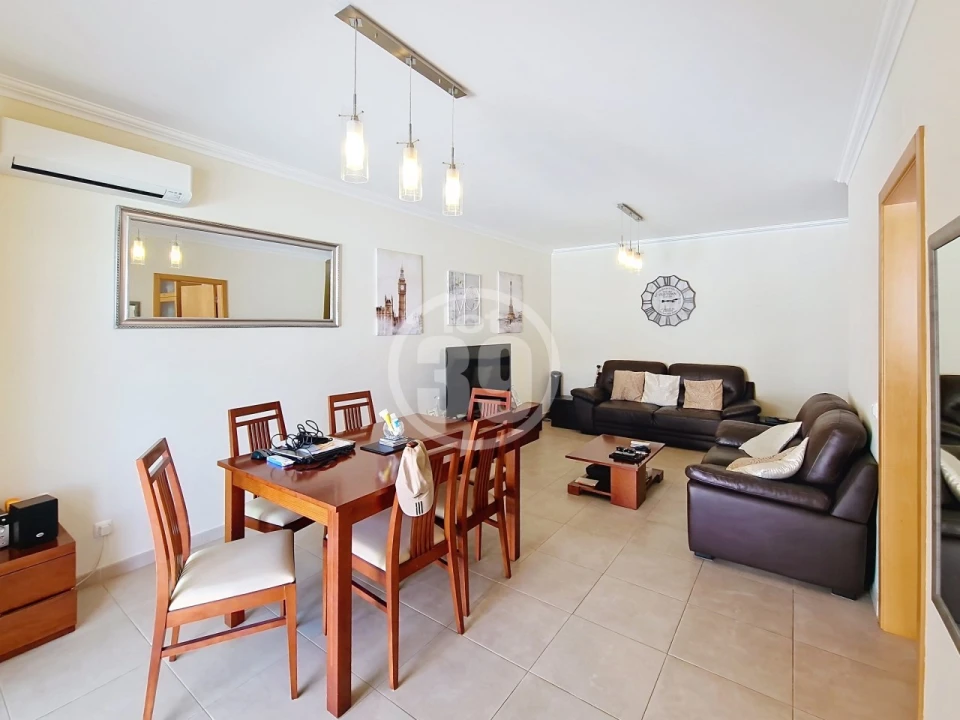 Moradia T2 para Venda em Albufeira e Olhos de Água Foto 4