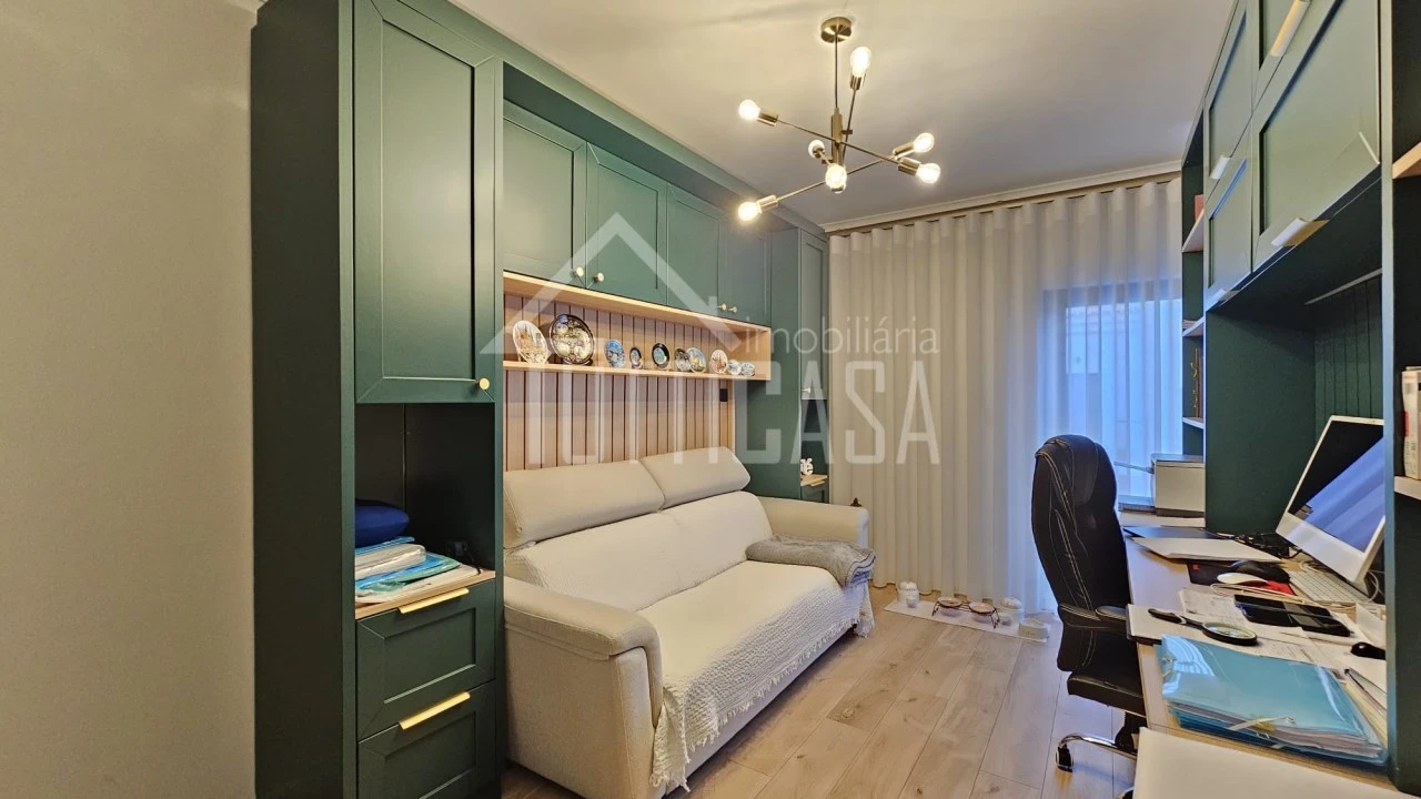 Apartamento T4 para Venda em Malveira e São Miguel de Alcainça Foto 27