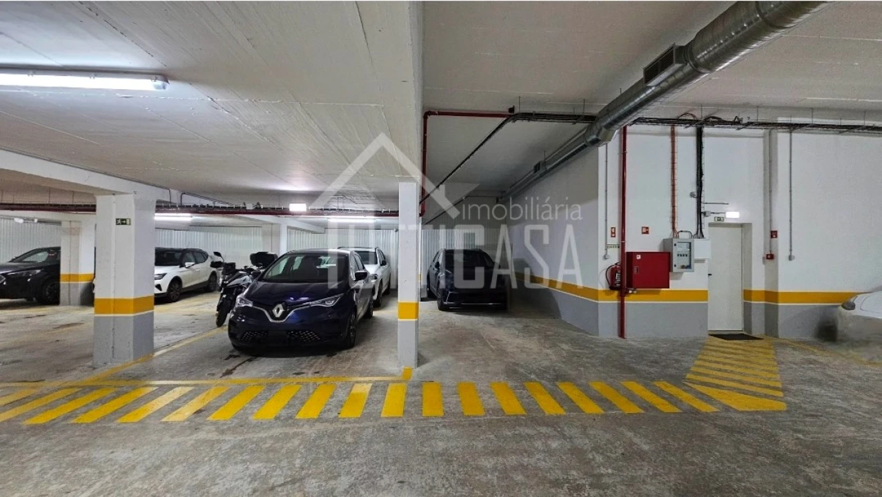 Apartamento T4 para Venda em Malveira e São Miguel de Alcainça Foto 51