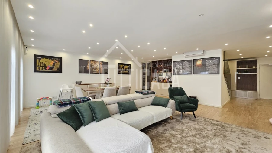 Apartamento T4 para Venda em Malveira e São Miguel de Alcainça