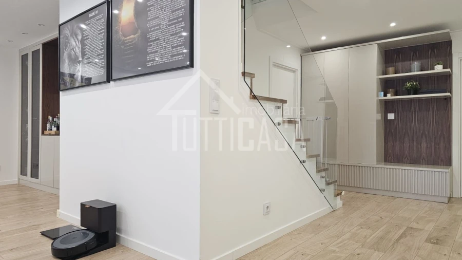 Apartamento T4 para Venda em Malveira e São Miguel de Alcainça Foto 12