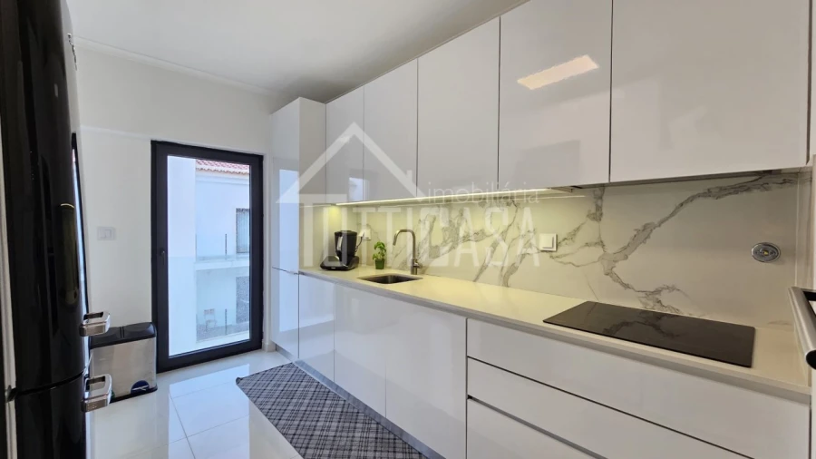 Apartamento T4 para Venda em Malveira e São Miguel de Alcainça Foto 2