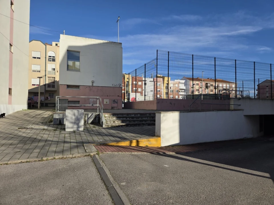 Garagem para Arrendamento em Alto do Seixalinho, Santo André e Verderena Foto 19