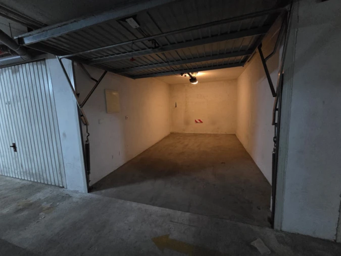 Garagem para Arrendamento em Alto do Seixalinho, Santo André e Verderena Foto 4