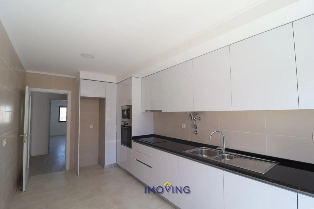 Apartamento T2 para Venda em Barreiro e Lavradio Foto 2