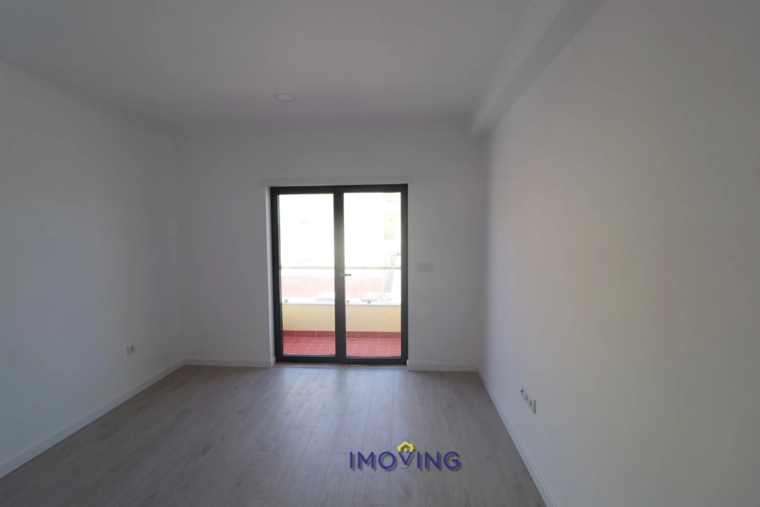 Apartamento T2 para Venda em Barreiro e Lavradio Foto 12