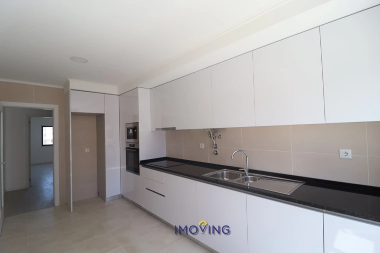 Apartamento T2 para Venda em Barreiro e Lavradio Foto 3