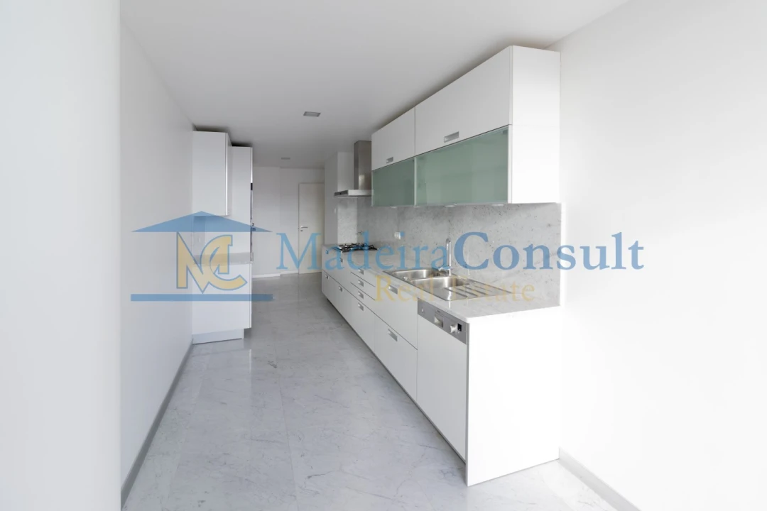 Apartamento T4 para Venda em Funchal (Se) Foto 8