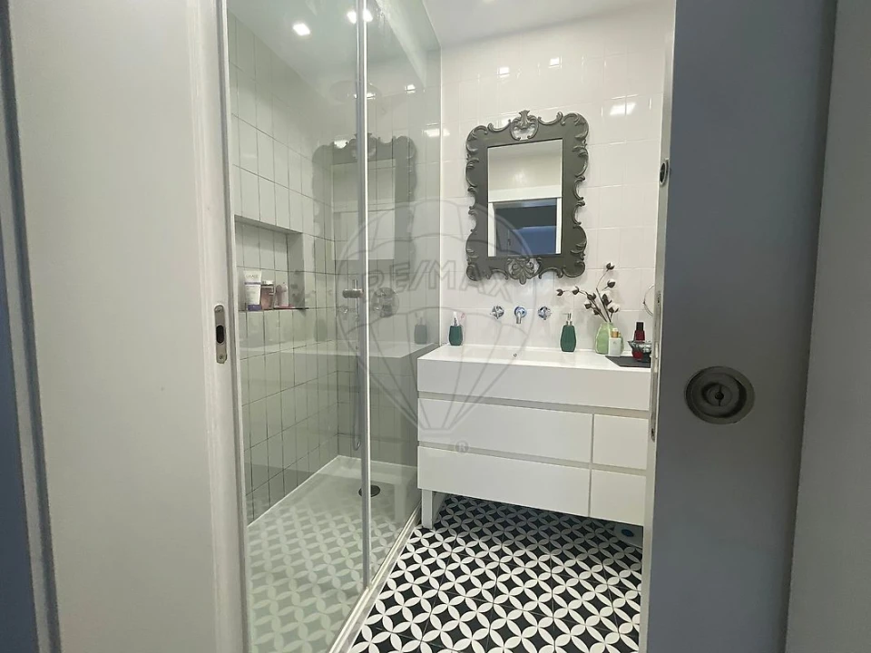 Apartamento T3 para Venda em Carnaxide e Queijas Foto 27