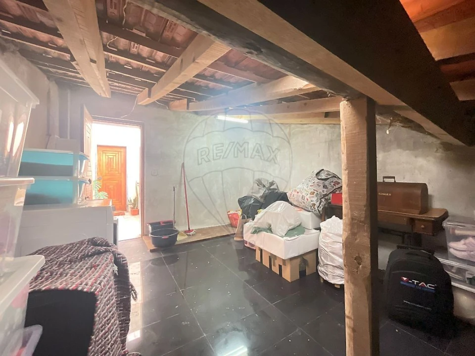 Apartamento T3 para Venda em Carnaxide e Queijas Foto 31