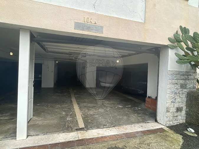 Apartamento T3 para Venda em Carnaxide e Queijas Foto 37