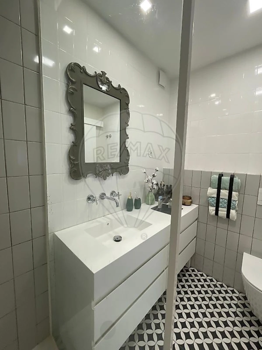 Apartamento T3 para Venda em Carnaxide e Queijas Foto 26