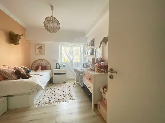 Apartamento T3 para Venda em Carnaxide e Queijas Foto 21