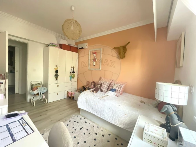 Apartamento T3 para Venda em Carnaxide e Queijas Foto 20