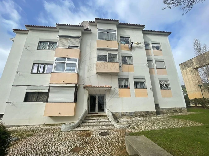 Apartamento T3 para Venda em Carnaxide e Queijas Foto 34
