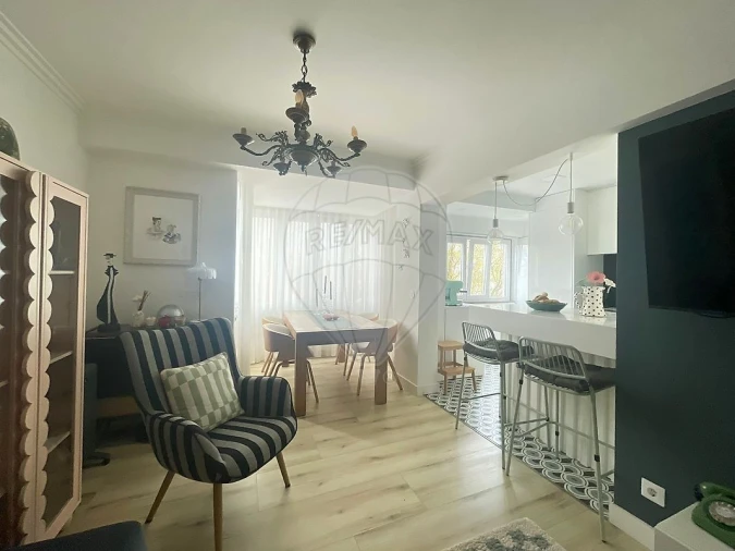 Apartamento T3 para Venda em Carnaxide e Queijas Foto 10