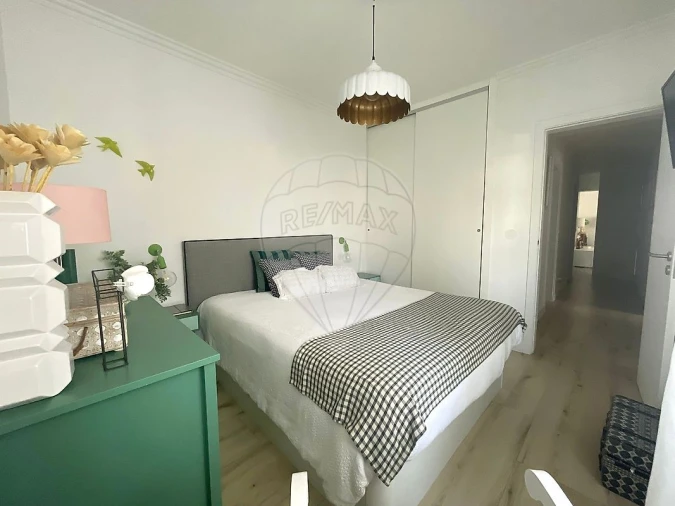 Apartamento T3 para Venda em Carnaxide e Queijas Foto 17