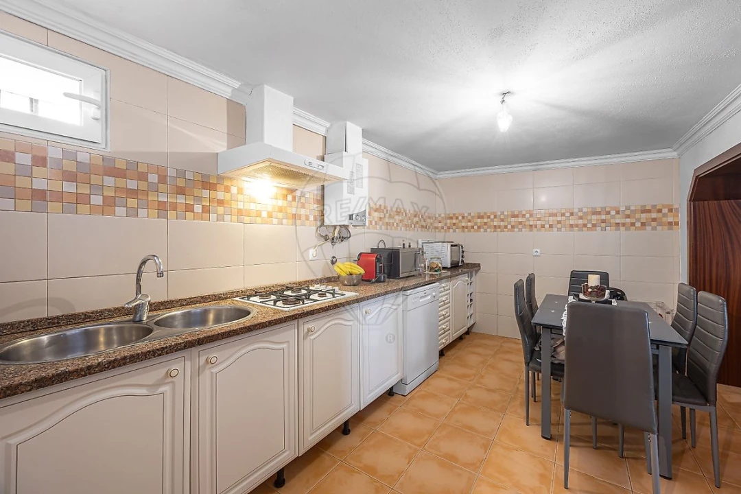 Moradia T3 para Venda em Enxara do Bispo, Gradil e Vila Franca do Rosário Foto 9