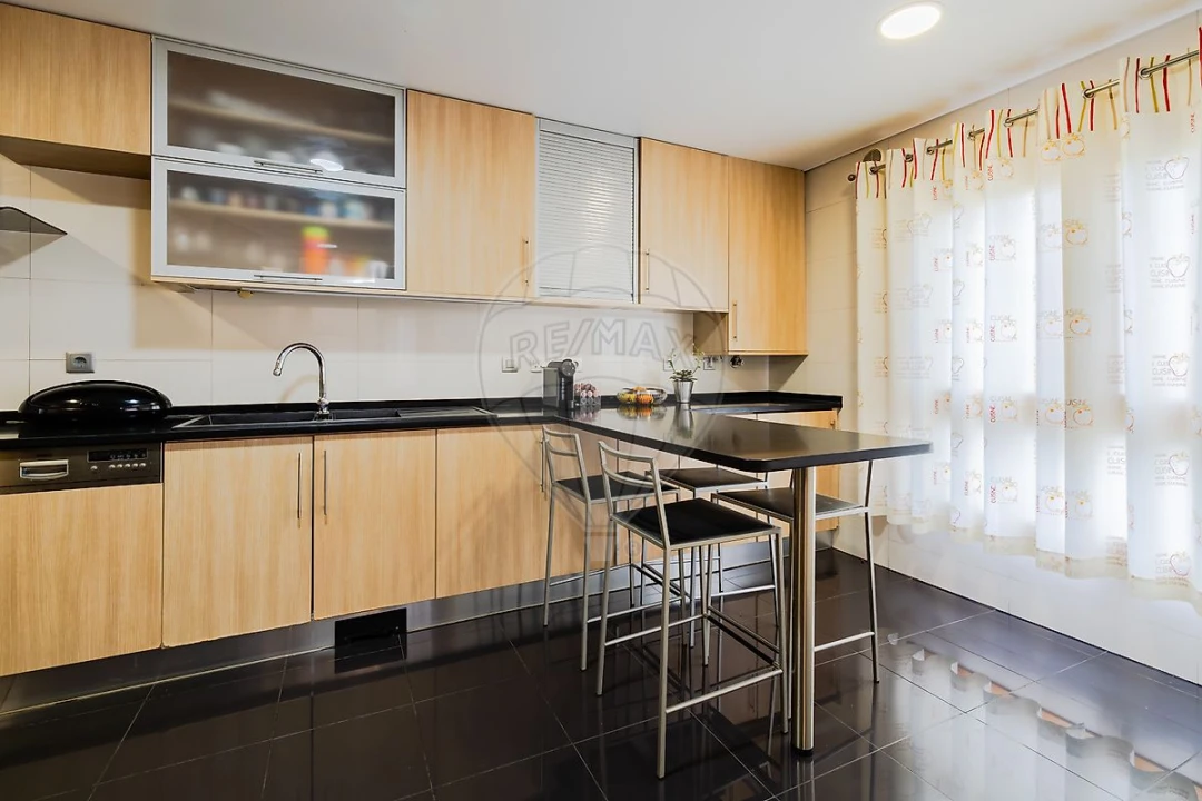 Apartamento T4 para Venda em Alverca do Ribatejo e Sobralinho Foto 15