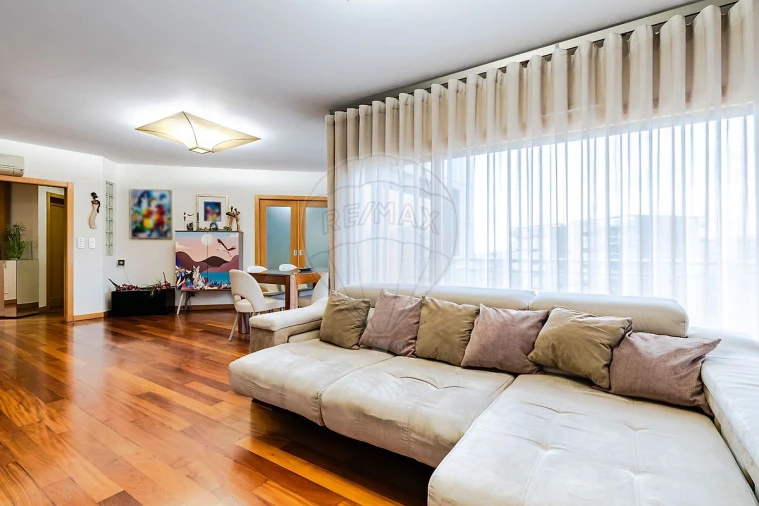 Apartamento T4 para Venda em Alverca do Ribatejo e Sobralinho Foto 5