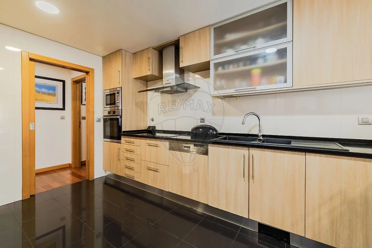 Apartamento T4 para Venda em Alverca do Ribatejo e Sobralinho Foto 18