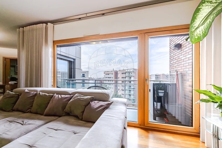 Apartamento T4 para Venda em Alverca do Ribatejo e Sobralinho Foto 7