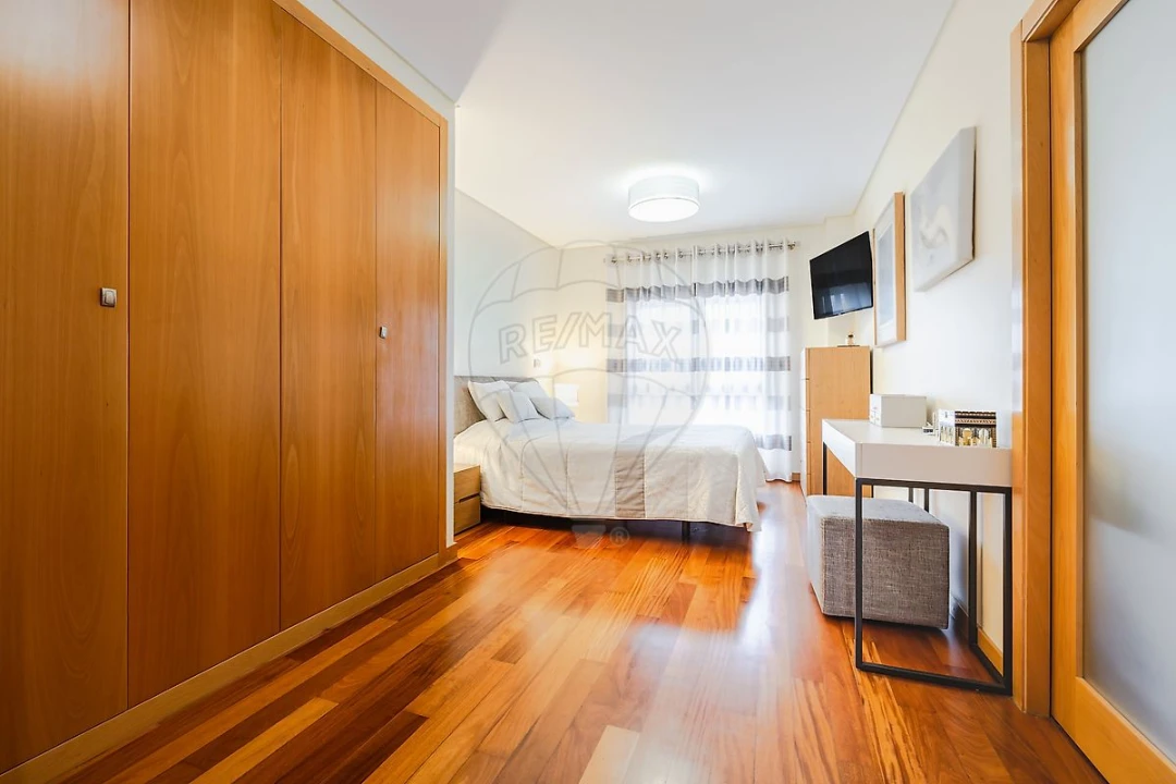 Apartamento T4 para Venda em Alverca do Ribatejo e Sobralinho Foto 21