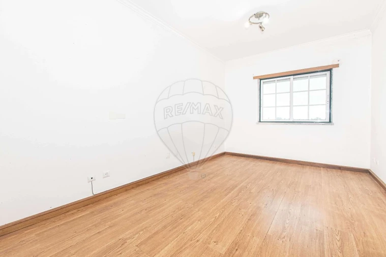 Apartamento T3 para Venda em Samora Correia Foto 1