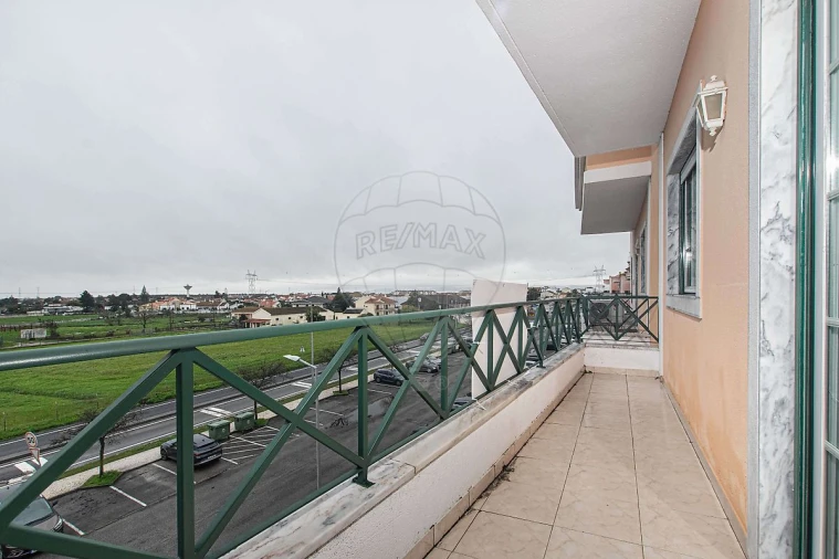 Apartamento T3 para Venda em Samora Correia Foto 24