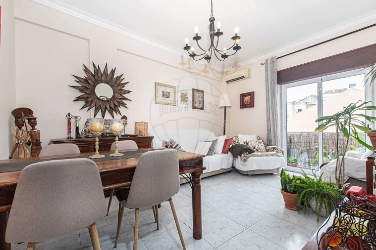 Apartamento T3 para Venda em Alverca do Ribatejo e Sobralinho Foto 2