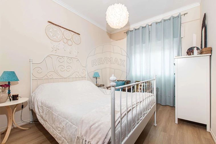 Apartamento T3 para Venda em Alverca do Ribatejo e Sobralinho Foto 9