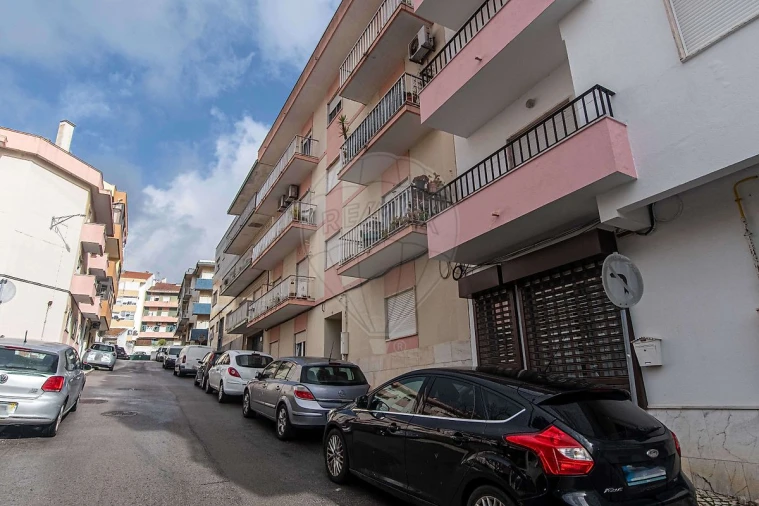 Apartamento T3 para Venda em Alverca do Ribatejo e Sobralinho