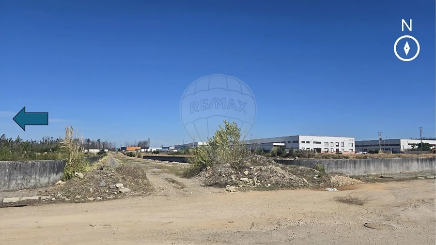 Armazém para Venda em Albergaria-A-Velha e Valmaior Foto 3