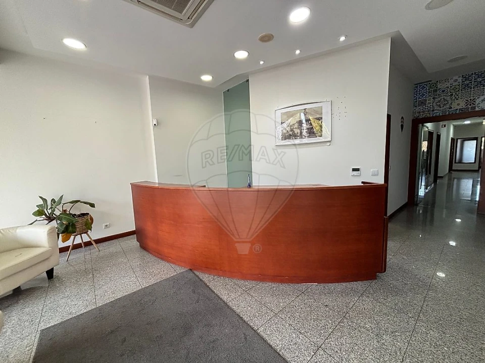 Loja para Arrendamento em Ovar, São João, Arada e São Vicente de Pereira Jusã Foto 1