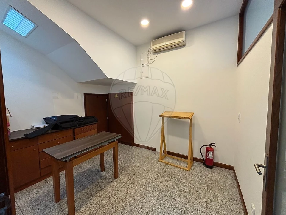 Loja para Arrendamento em Ovar, São João, Arada e São Vicente de Pereira Jusã Foto 15