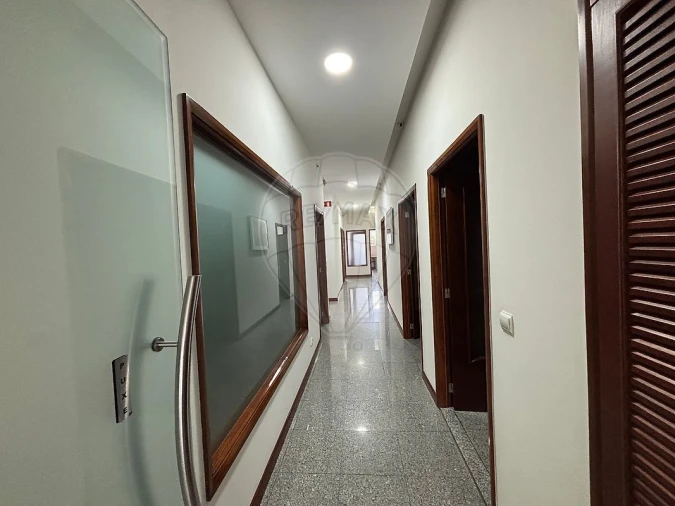 Loja para Arrendamento em Ovar, São João, Arada e São Vicente de Pereira Jusã Foto 2