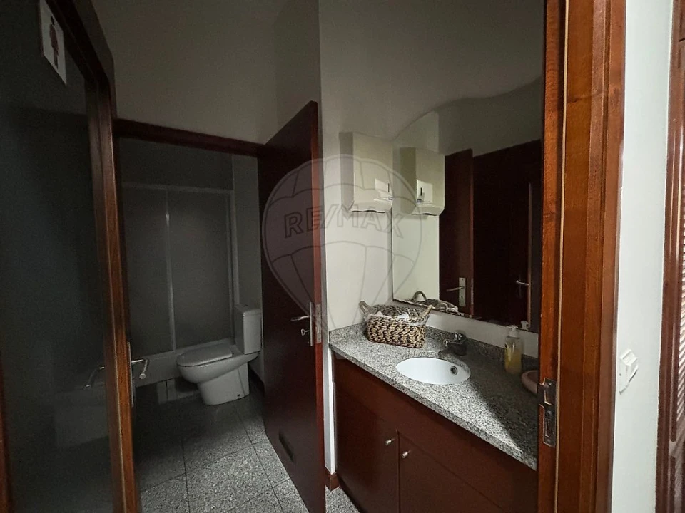 Loja para Arrendamento em Ovar, São João, Arada e São Vicente de Pereira Jusã Foto 6