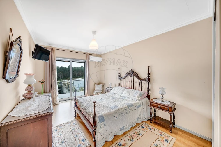 Moradia T3 para Venda em Oliveira do Bairro Foto 5