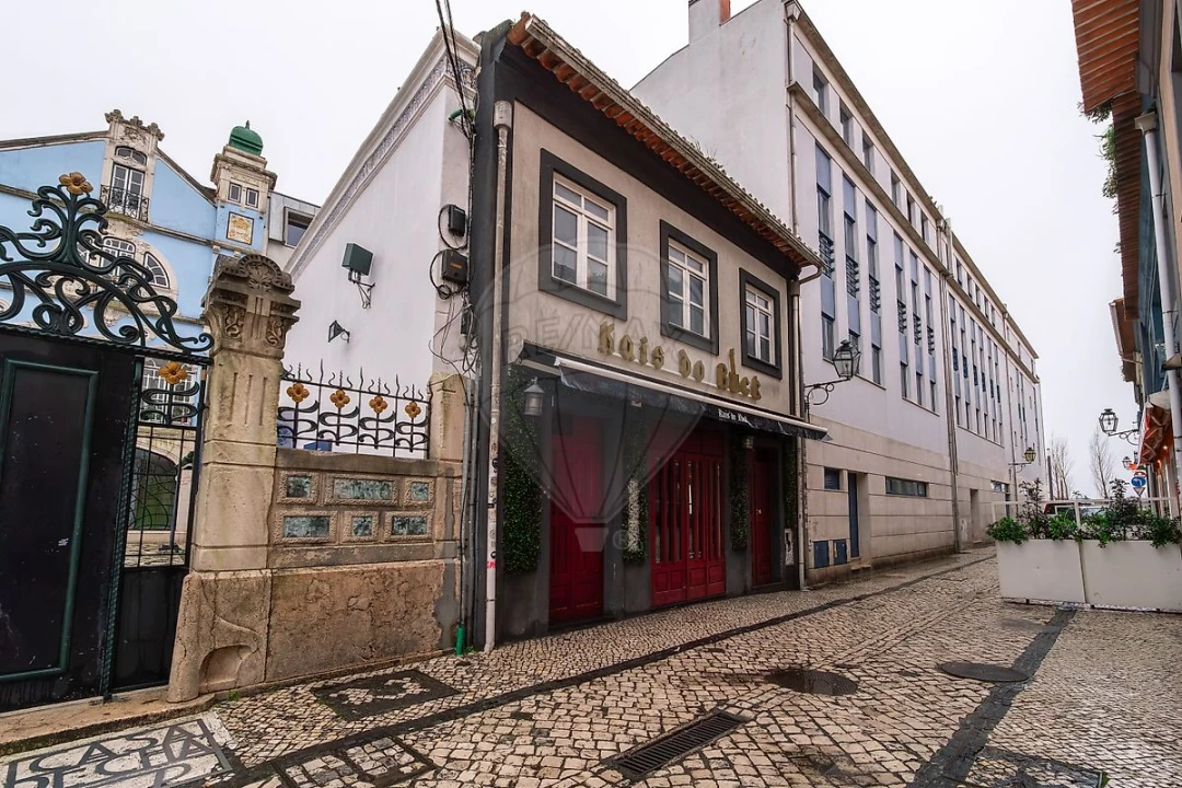 Prédio para Venda em Glória e Vera Cruz Foto 5