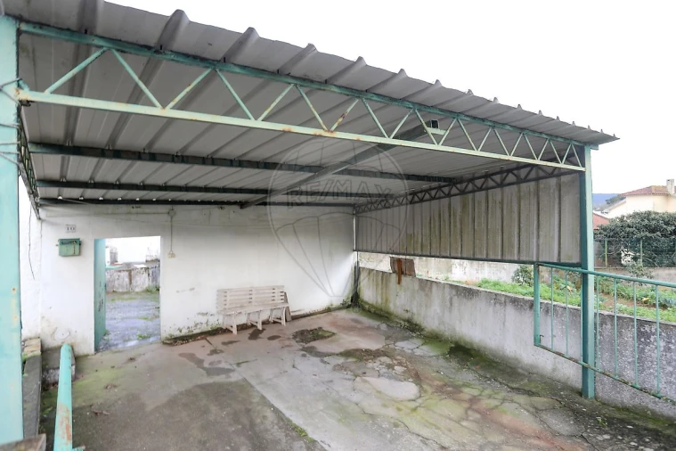 Moradia T2 para Venda em Benedita Foto 29