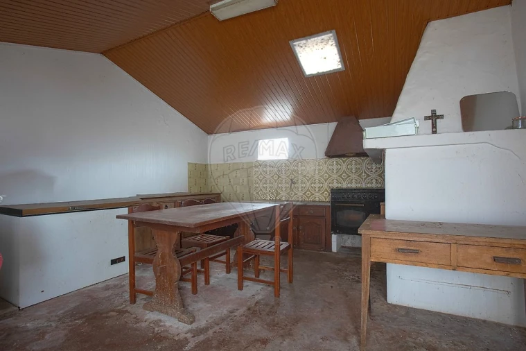 Moradia T2 para Venda em Benedita Foto 23